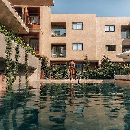 M Boutique Hotel - Designed For Adults パ フォス エクステリア 写真