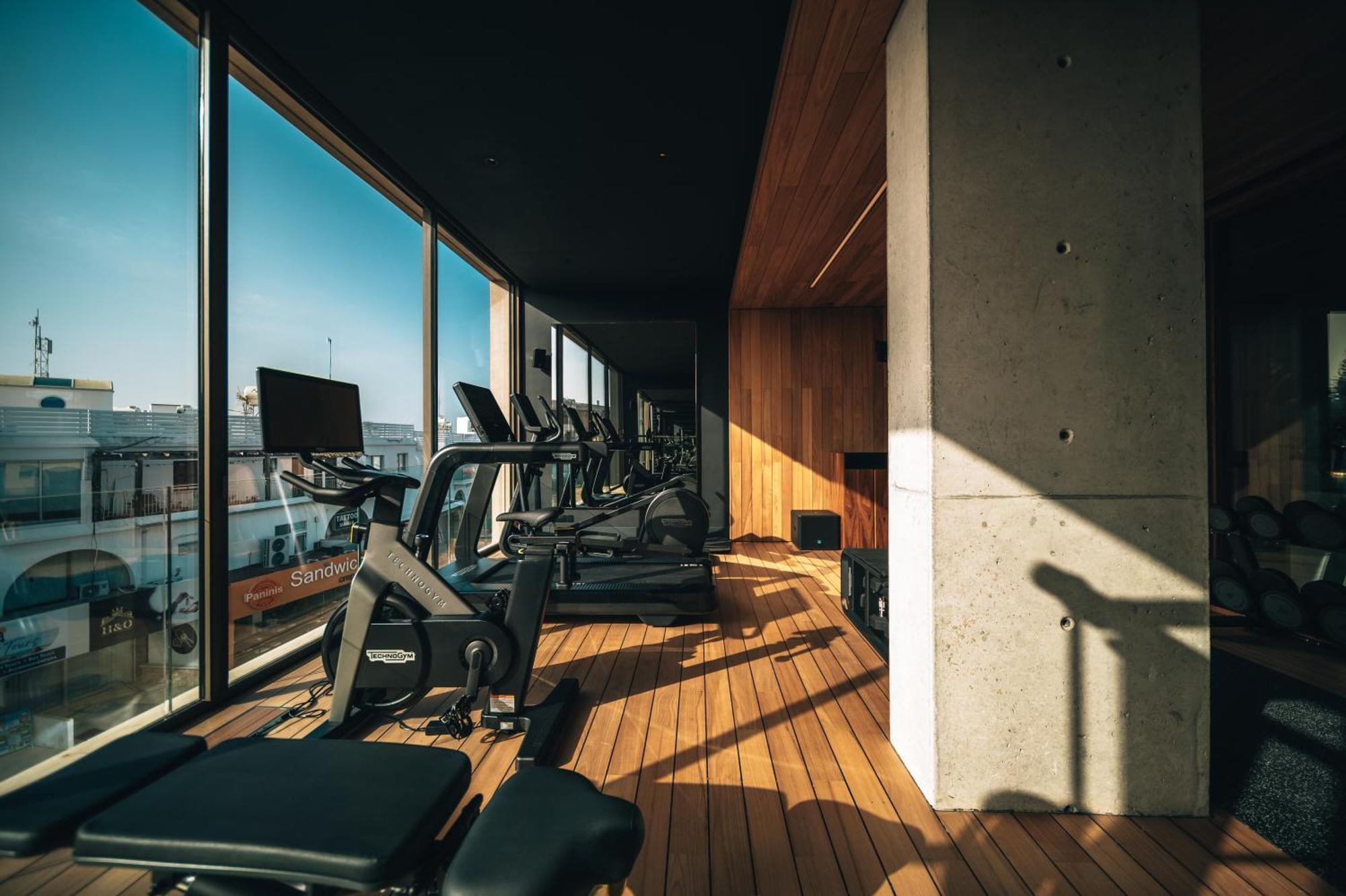 M Boutique Hotel - Designed For Adults パ フォス エクステリア 写真