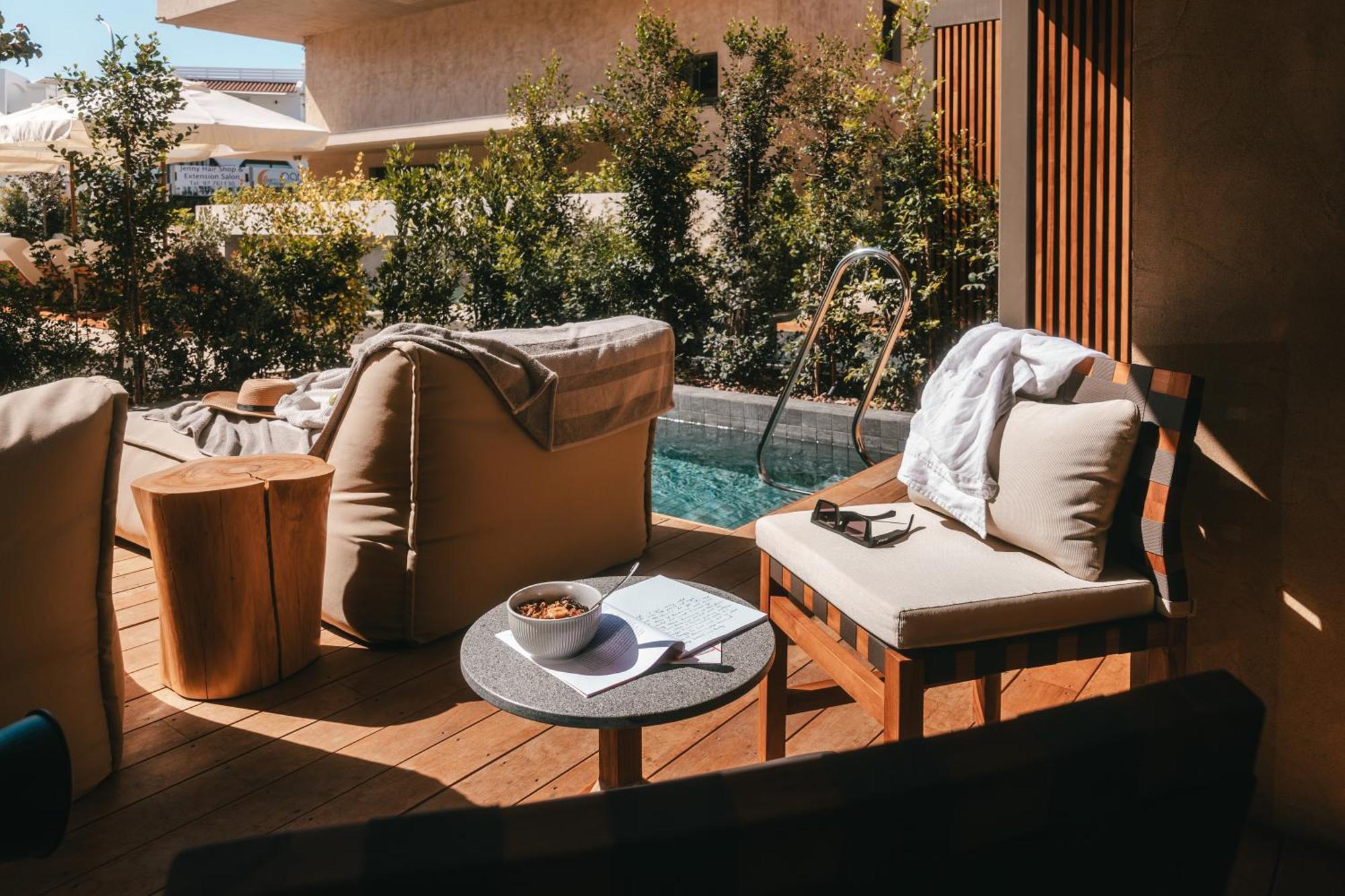 M Boutique Hotel - Designed For Adults パ フォス エクステリア 写真