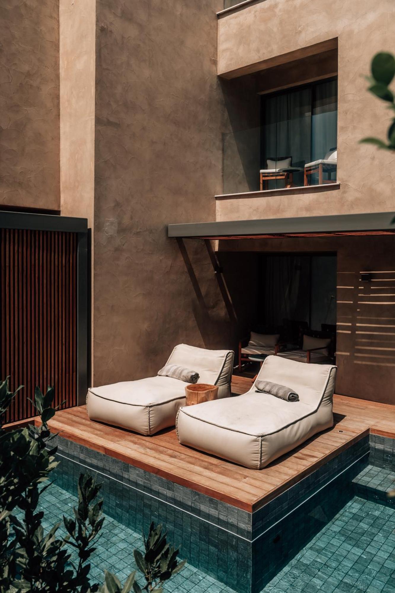 M Boutique Hotel - Designed For Adults パ フォス エクステリア 写真